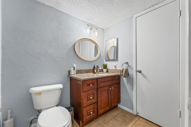 1516 Bay Area Boulevard B8, Houston, TX 77058