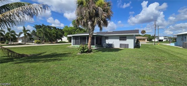3420 SE 5th AVE, Cape Coral, FL 33904