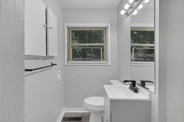 7362 Lebanon Avenue, Reynoldsburg, OH 43068