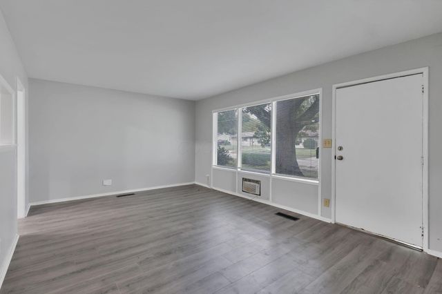 7362 Lebanon Avenue, Reynoldsburg, OH 43068