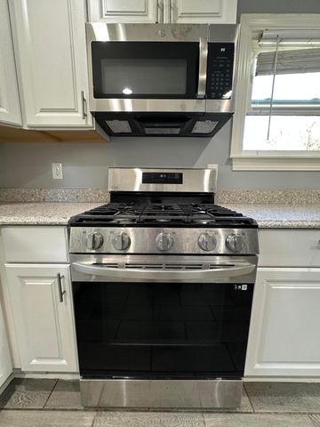 291 N WHEATLAND Avenue, Columbus, OH 43204