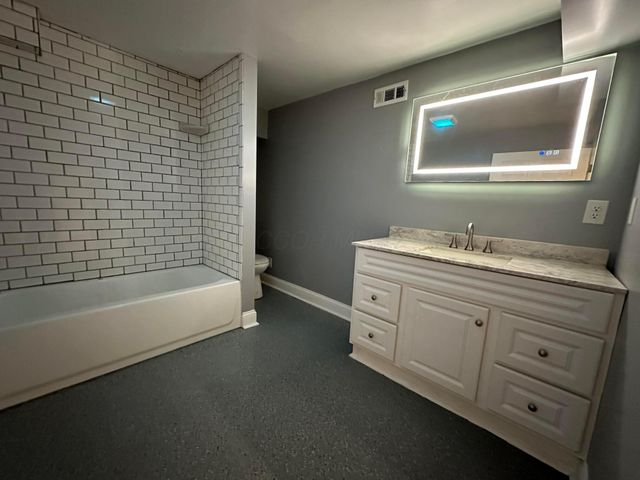 291 N WHEATLAND Avenue, Columbus, OH 43204