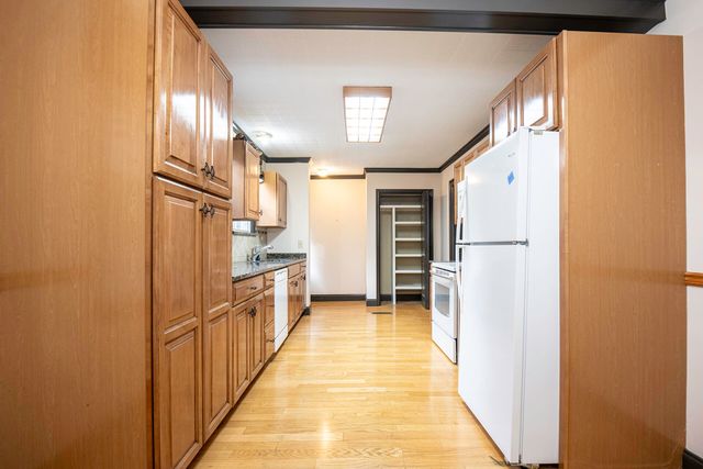 408 S Sweetbriar Avenue, Chattanooga, TN 37411