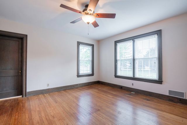 408 S Sweetbriar Avenue, Chattanooga, TN 37411