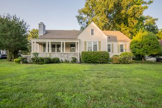 408 S Sweetbriar Avenue, Chattanooga, TN 37411