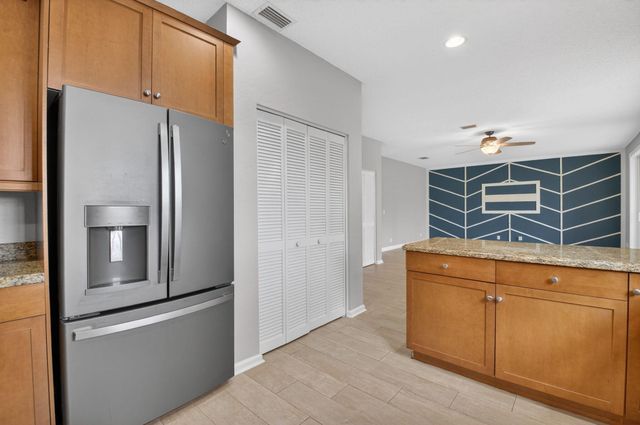 18196 Clear Brook Circle Circle, Boca Raton, FL 33498