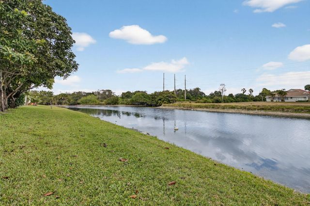 18196 Clear Brook Circle Circle, Boca Raton, FL 33498