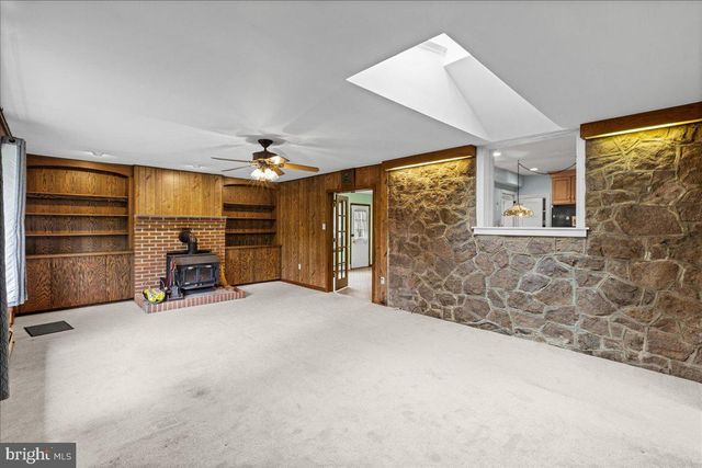 231 MADISON AVE, Fort Washington, PA 19034