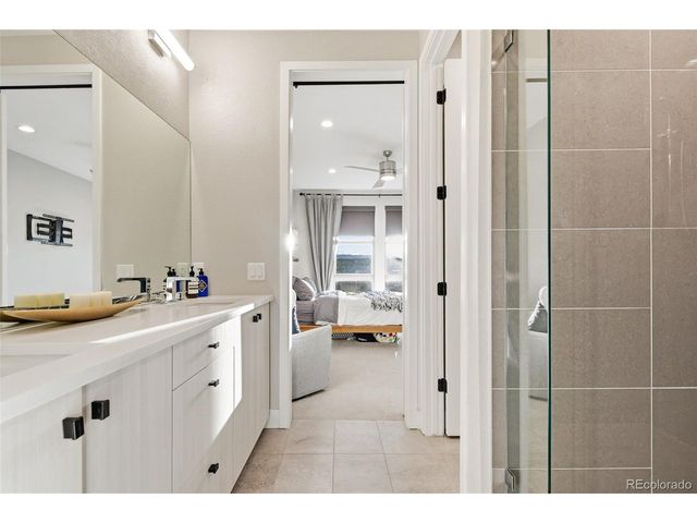 5033 S Platte River Pkwy, Littleton, CO 80123