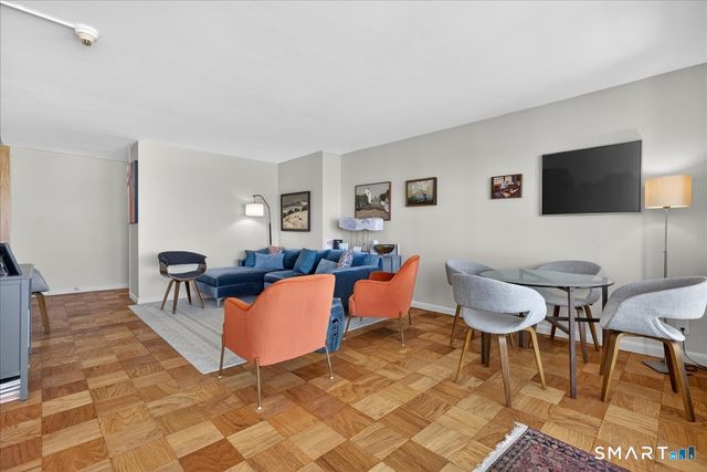 100 York Street 12C, New Haven, CT 06511