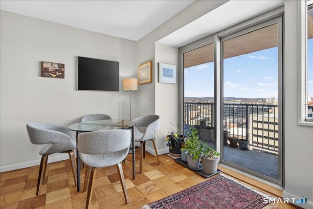 100 York Street 12C, New Haven, CT 06511