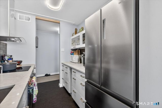 100 York Street 12C, New Haven, CT 06511