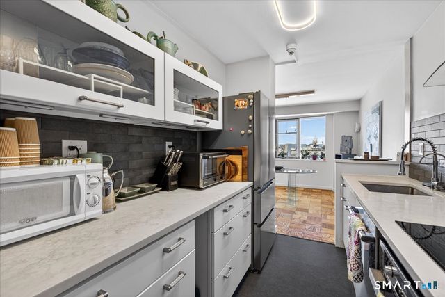 100 York Street 12C, New Haven, CT 06511