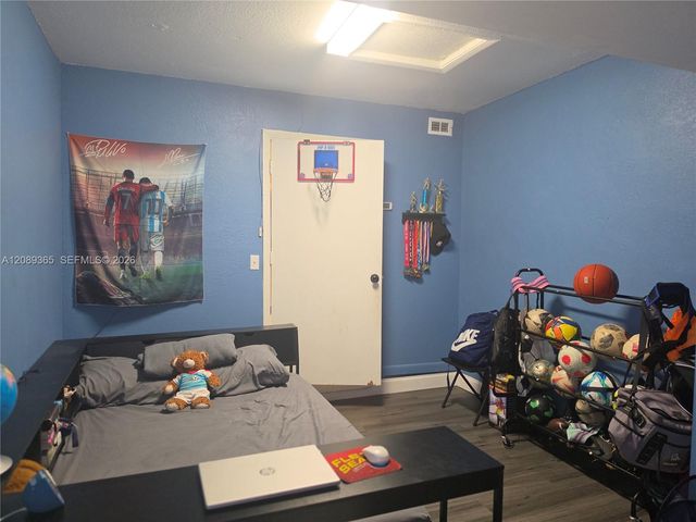 1393 NW 124th Avenue 1393, Pembroke Pines, FL 33026