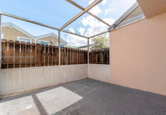 1393 NW 124th Avenue 1393, Pembroke Pines, FL 33026