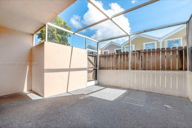 1393 NW 124th Avenue 1393, Pembroke Pines, FL 33026