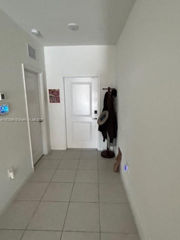 11914 SW 241st St, Miami, FL 33032