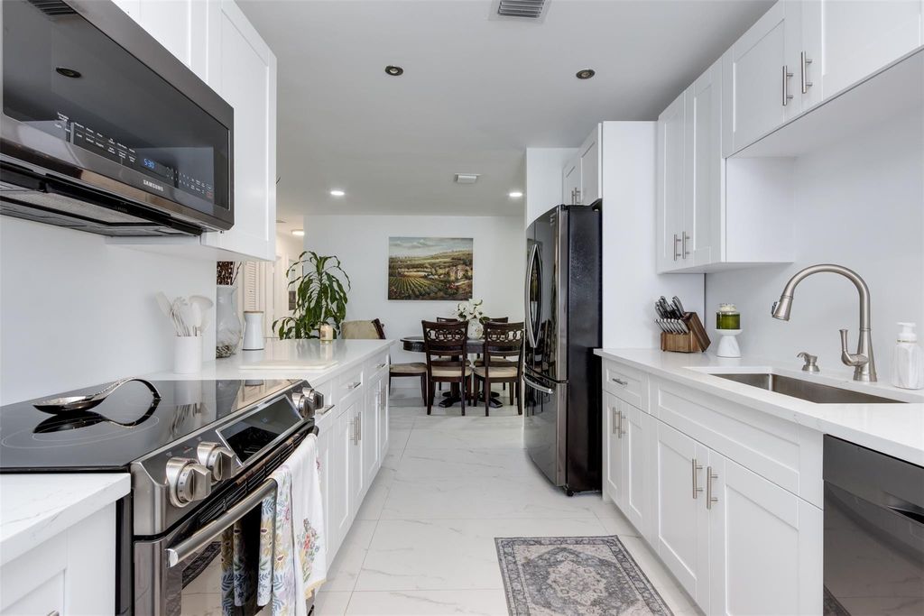 2600 NW 50th Street, Tamarac, FL 33309