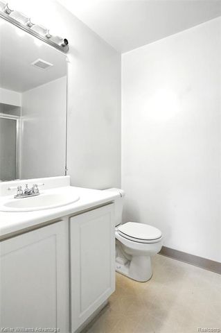 863 Brandon Avenue, Pontiac, MI 48340