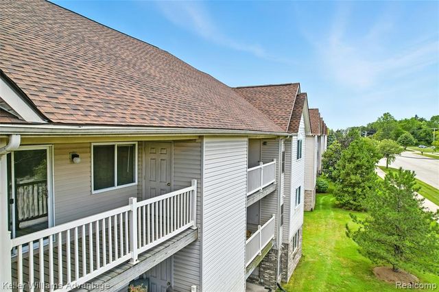 863 Brandon Avenue, Pontiac, MI 48340