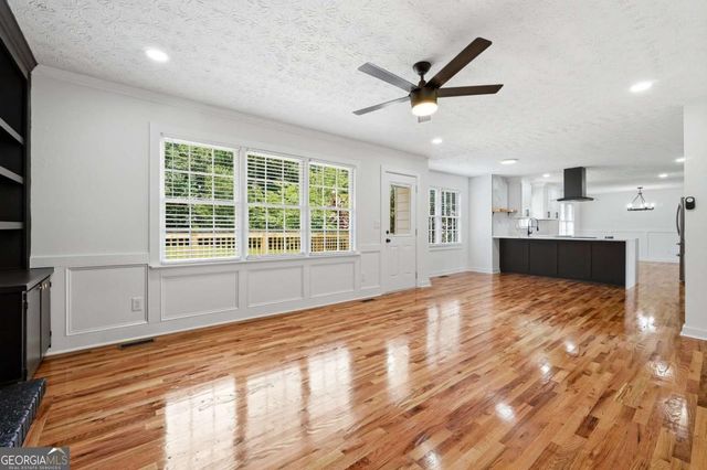 3022 Meadowsweet Trail, Snellville, GA 30078