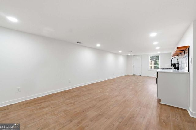 3022 Meadowsweet Trail, Snellville, GA 30078