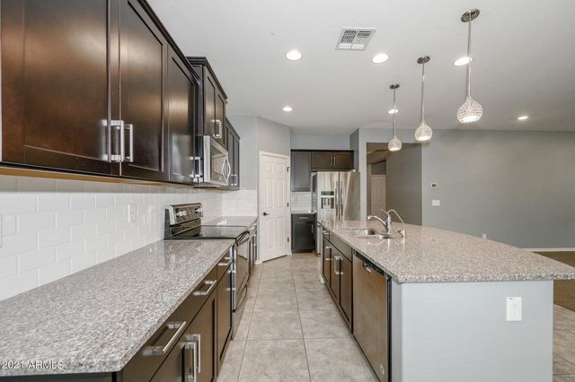 4374 E Mesquite Street, Gilbert, AZ 85296
