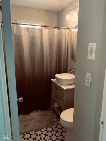 7415 E 48th Street, Indianapolis, IN 46226
