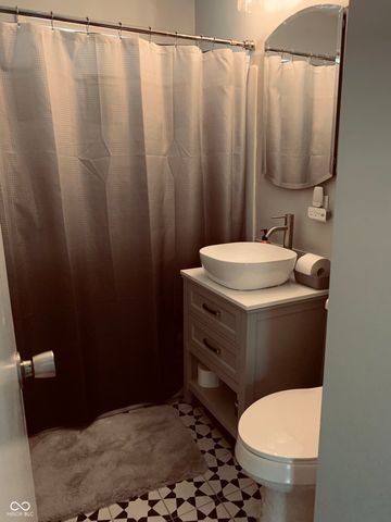 7415 E 48th Street, Indianapolis, IN 46226