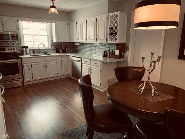7415 E 48th Street, Indianapolis, IN 46226