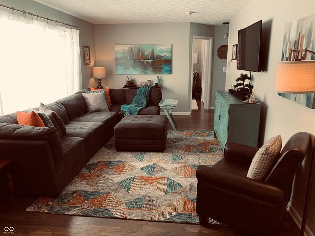 7415 E 48th Street, Indianapolis, IN 46226