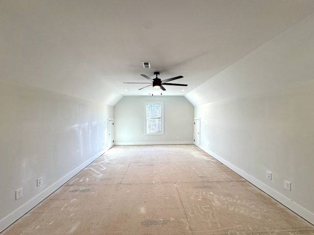 406 Young Ln, Pleasant View, TN 37146