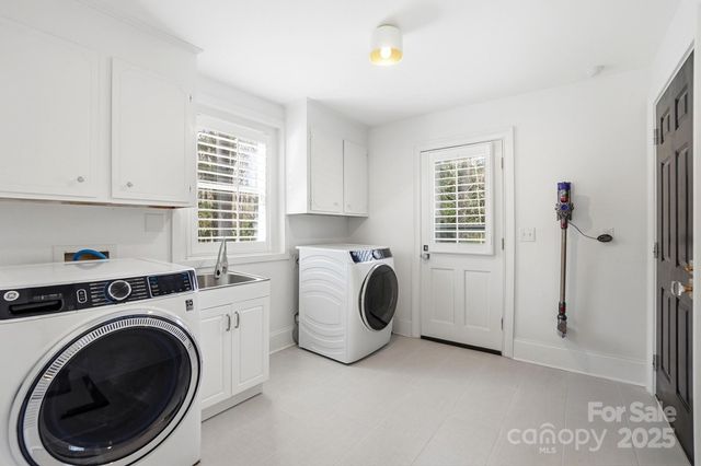 3334 Gray Moss Road, Charlotte, NC 28270