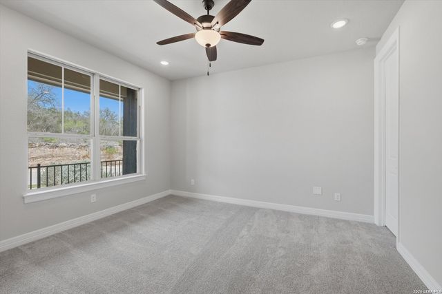 400 SEIBEL WAY, Universal City, TX 78148