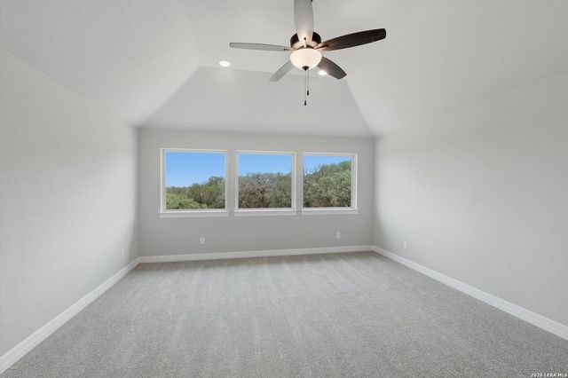 400 SEIBEL WAY, Universal City, TX 78148