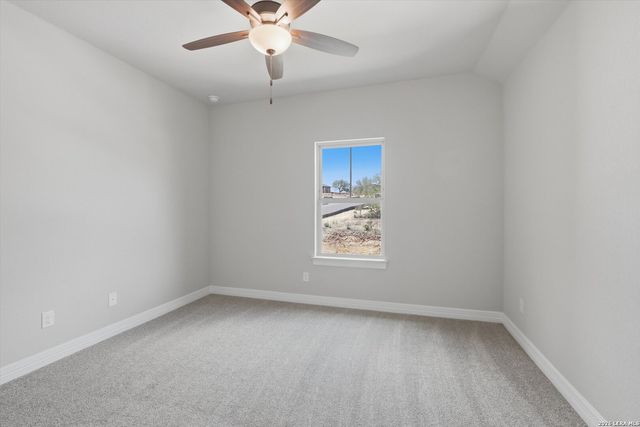 400 SEIBEL WAY, Universal City, TX 78148