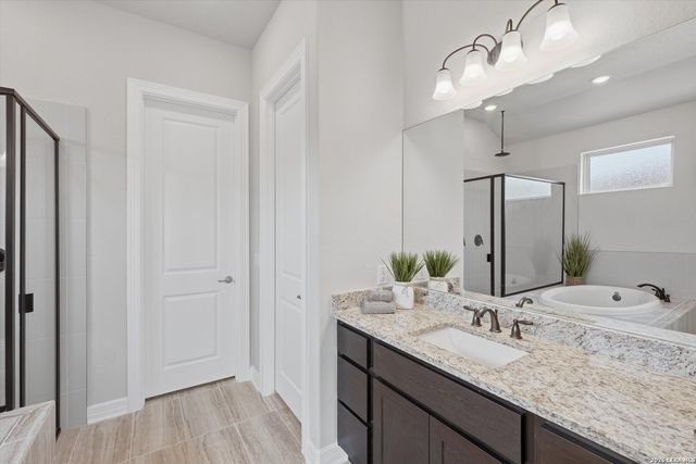 400 SEIBEL WAY, Universal City, TX 78148