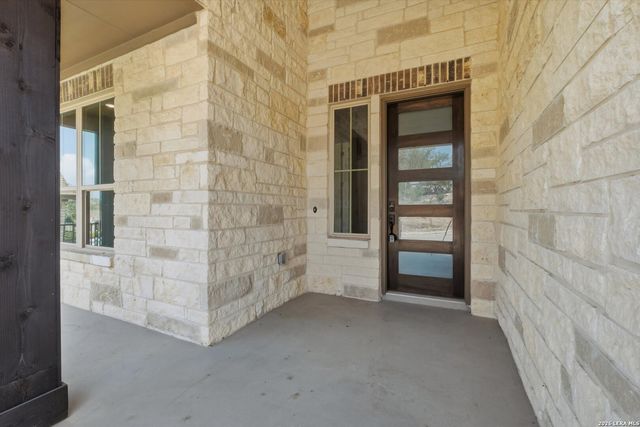 400 SEIBEL WAY, Universal City, TX 78148