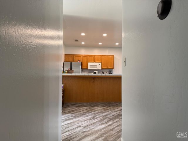 9318 Sentido Drive, Bakersfield, CA 93306