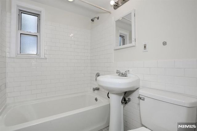 48 Momar Drive, Bergenfield, NJ 07621