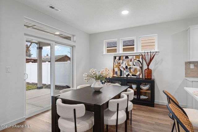 13391 N LOVELAND WAY, Hayden, ID 83835