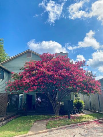 900 Taulbee LN 106, Austin, TX 78757