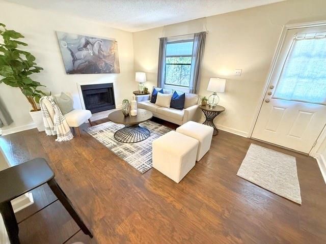 900 Taulbee LN 106, Austin, TX 78757