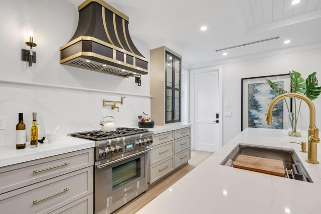 209 NE 5th Street, Delray Beach, FL 33444