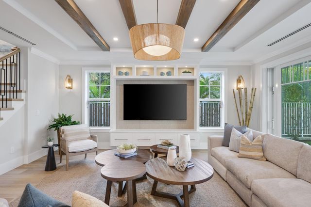 209 NE 5th Street, Delray Beach, FL 33444