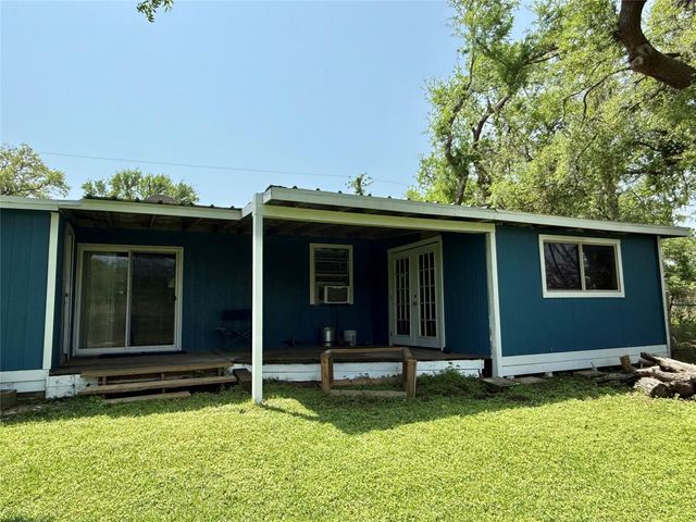 2434 Shady Creek Lane, Freeport, TX 77541