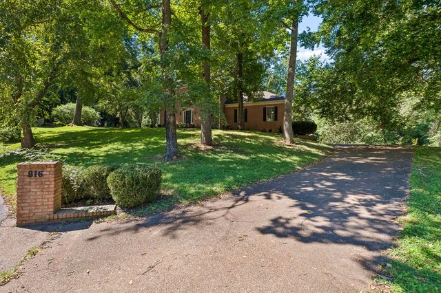 816 Chestnut Ct, Brentwood, TN 37027