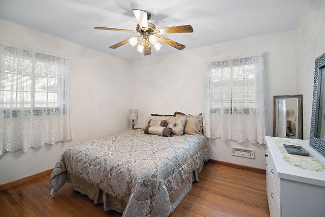 10137 Buell Court, Oak Lawn, IL 60453