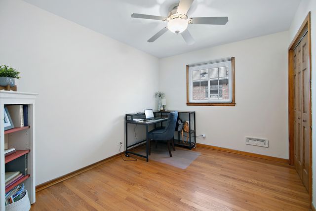 10137 Buell Court, Oak Lawn, IL 60453