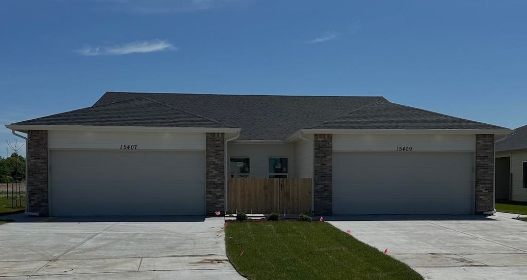 15407-15409 W Josephine St, Goddard, KS 67052
